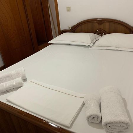 Nomad House-Entire House At Your Disposal,4 Guests Berat Bagian luar foto