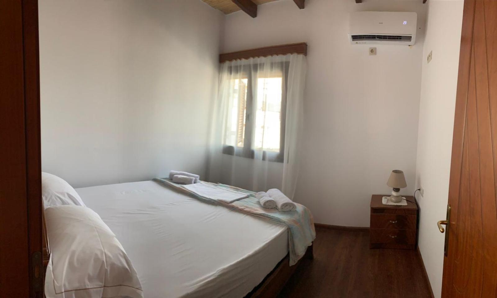 Nomad House-Entire House At Your Disposal,4 Guests Berat Bagian luar foto